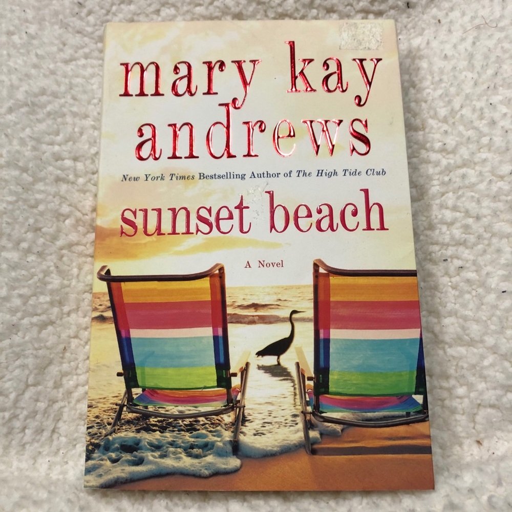 Sunset Beach ~ Mary Kay Andrews ~ Paperback